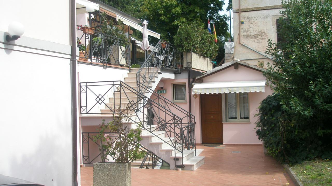Hotel Athena Spoleto Kültér fotó