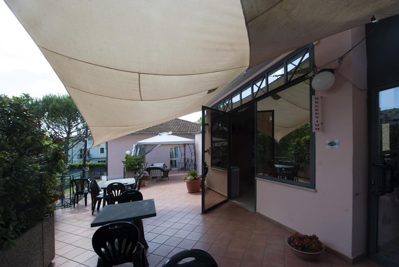 Hotel Athena Spoleto Kültér fotó
