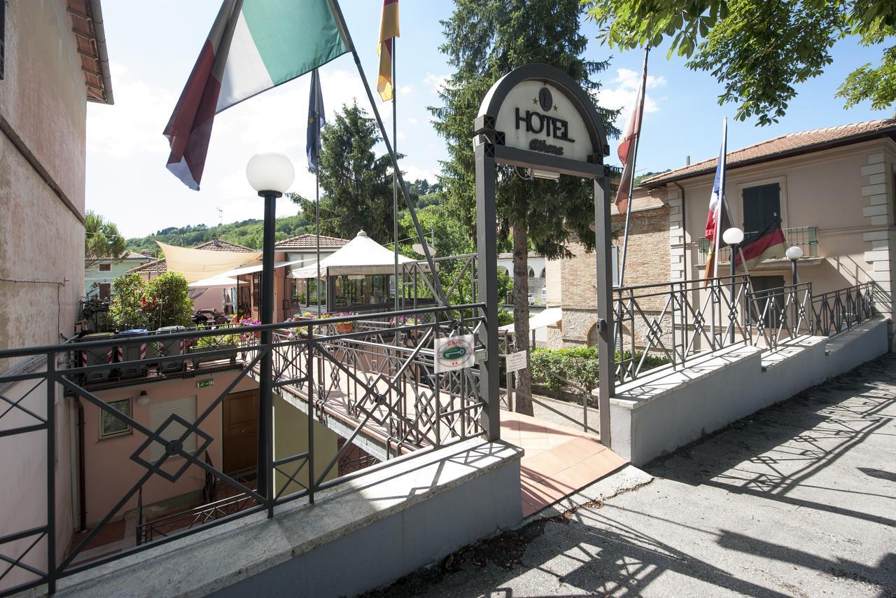 Hotel Athena Spoleto Kültér fotó