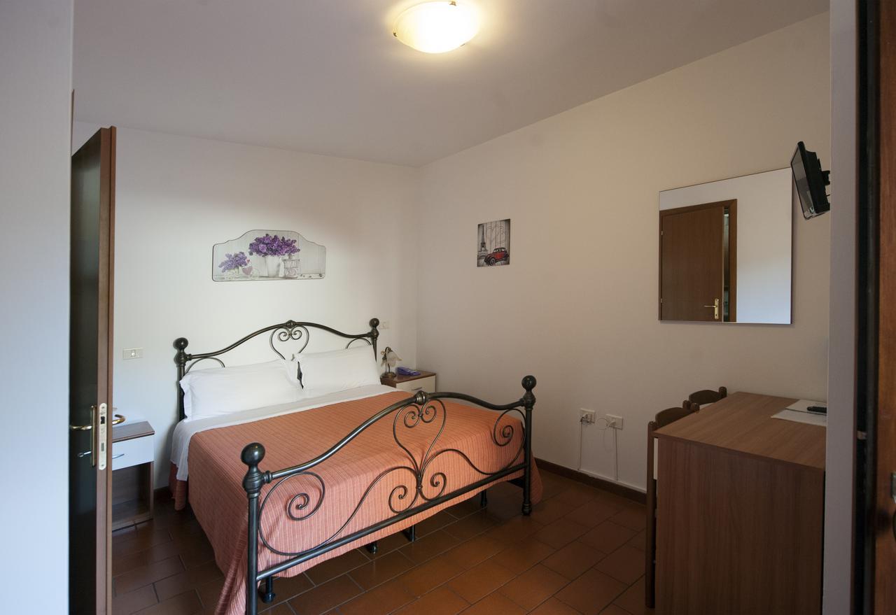 Hotel Athena Spoleto Kültér fotó