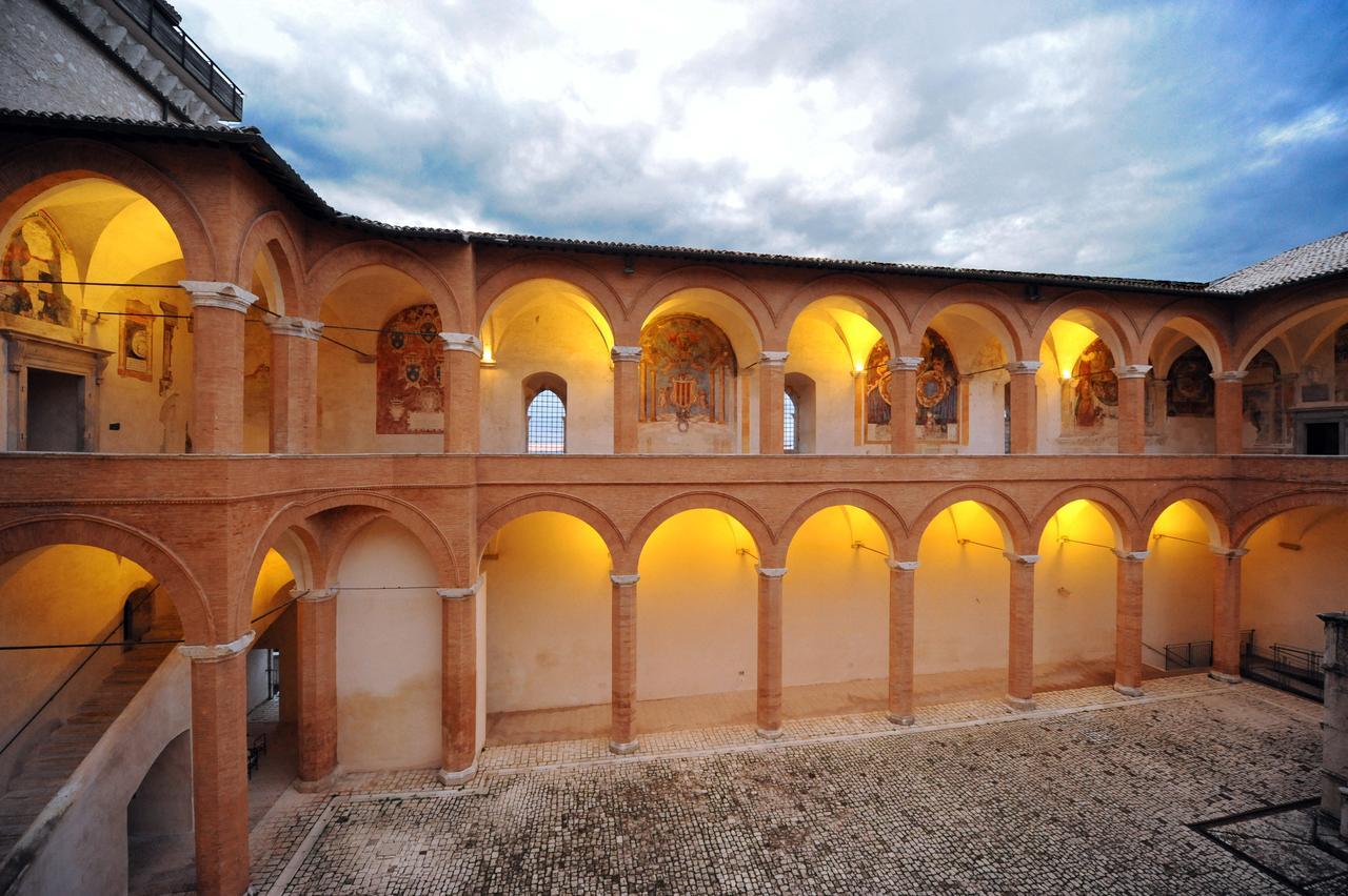 Hotel Athena Spoleto Kültér fotó