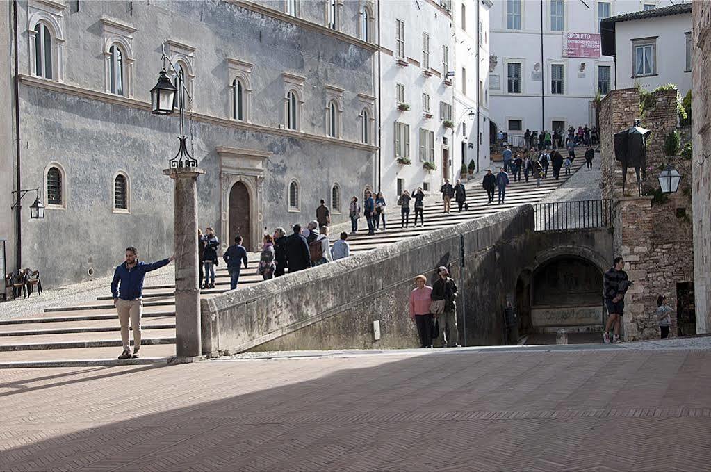 Hotel Athena Spoleto Kültér fotó